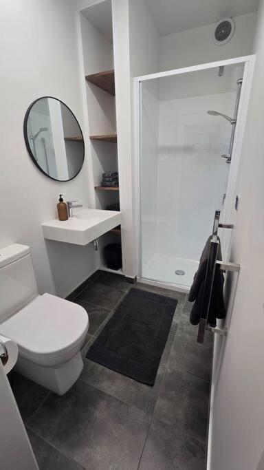 Apartment 1 - Haddin Court - Executive One Bedroom Blenheim Eksteriør billede