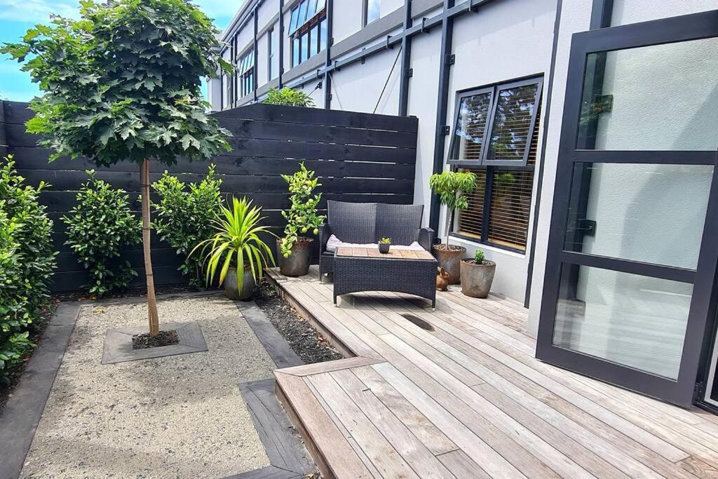 Apartment 1 - Haddin Court - Executive One Bedroom Blenheim Eksteriør billede